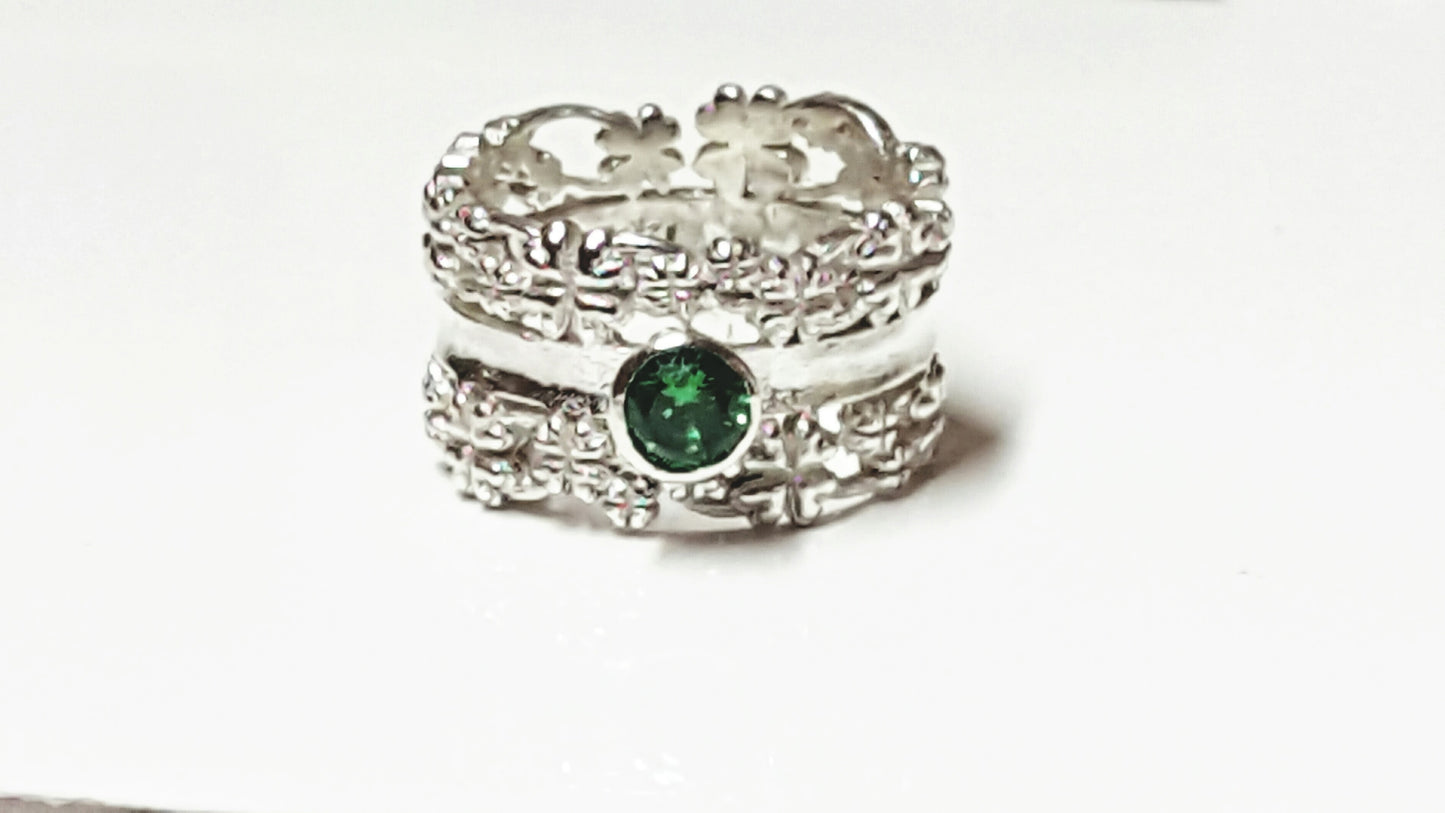 Botanical -Lucky Clover Ring